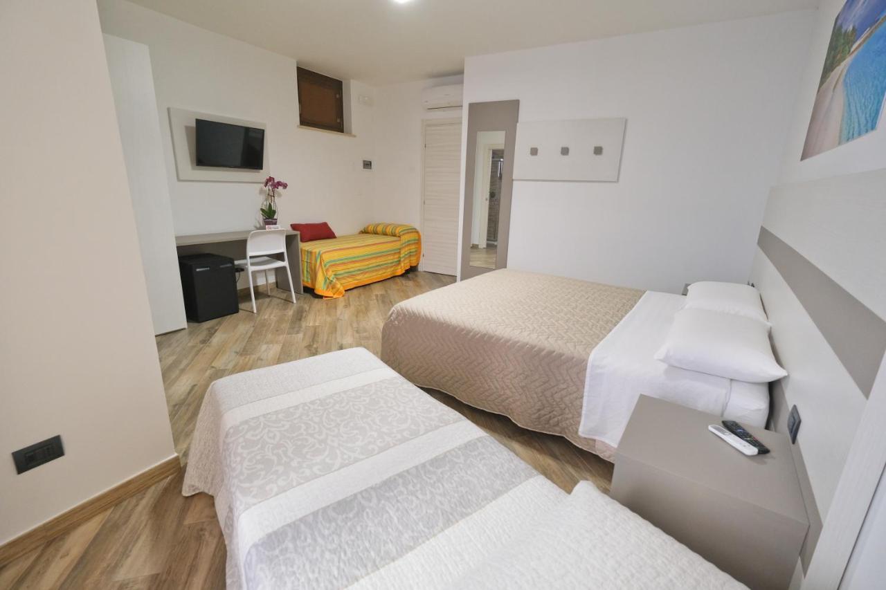Il Porto Affittacamere B&B Brindisi Luaran gambar