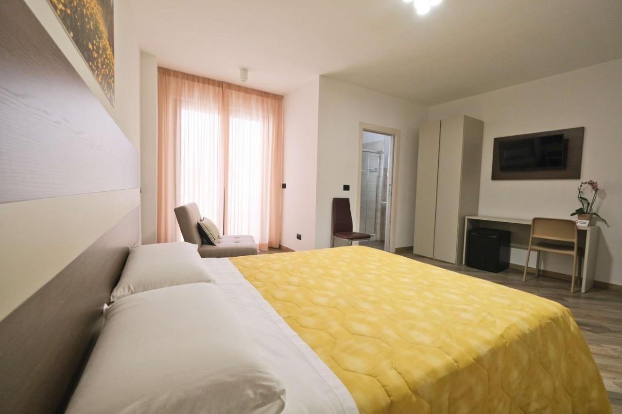 Il Porto Affittacamere B&B Brindisi Luaran gambar